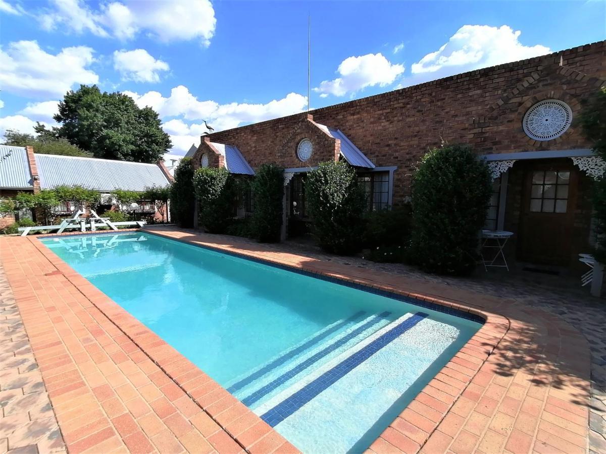 Van Dykshuis Guest House Heidelberg  Εξωτερικό φωτογραφία